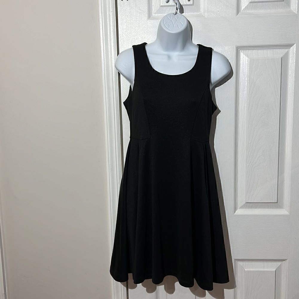 Vivienne‎ Tam Fit and Flare Dress Womens Black Sleeveless Pleated Petite Small